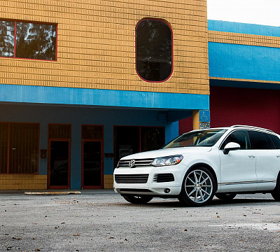 Фото дисков Vossen VFS-1 на Volkswagen Touareg II