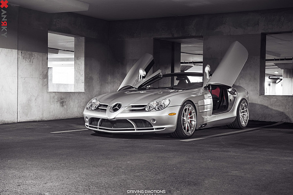 Фото дисков Anrky AN33 Глянцевый лак на Mercedes-Benz SLR McLaren