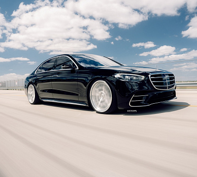 Фото дисков Strasse Wheels SV10M-RS Deep Concave FS на Mercedes-Benz S-Class (W223)