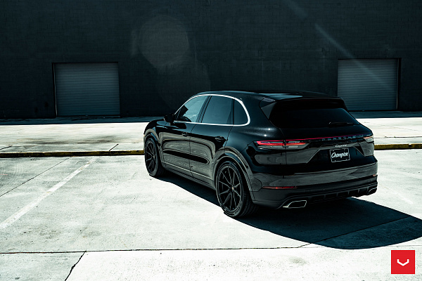 Фото дисков Vossen HF-3 Черный сатин на Porsche Cayenne III