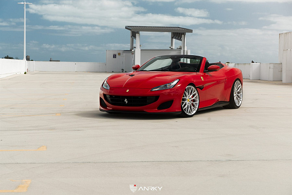 Фото дисков Anrky AN10 Глянцевый лак на Ferrari Portofino