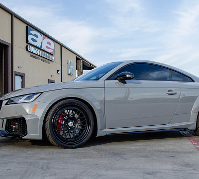 Фото дисков HRE 300 на Audi TT (8S)
