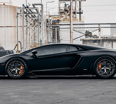 Фото дисков Brixton Forged PF5 на Lamborghini Aventador