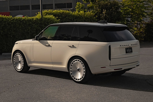 Фото дисков Brixton Forged LX15 Глянцевый лак на Range Rover V