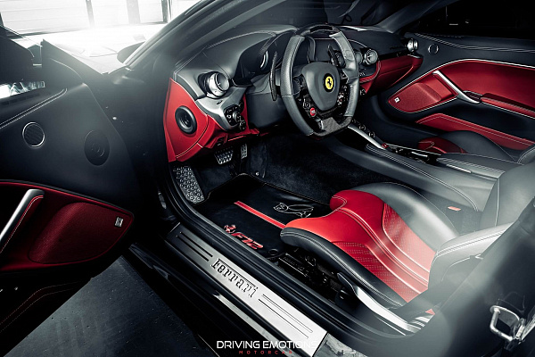 Фото дисков HRE S207 Черный сатин на Ferrari F12