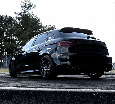 Фото дисков Bola FLR на Audi A/S/RS 3 (8V)