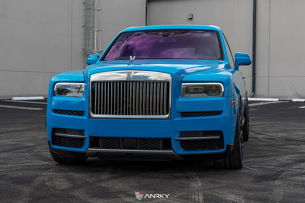 Фото дисков Anrky AN20 Черный глянец на Rolls-Royce Cullinan