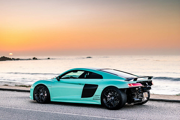 Фото дисков Brixton Forged PF8 Черный глянец на Audi R8 (4S)