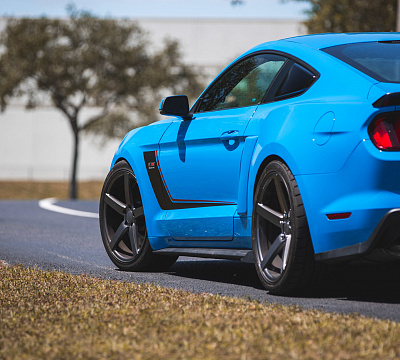 Фото дисков Vossen CV3 на Ford Mustang VI