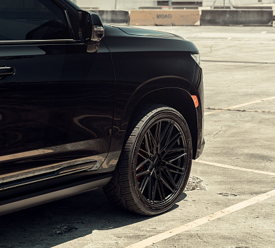 Фото дисков Vossen HF6-5 на Cadillac Escalade V