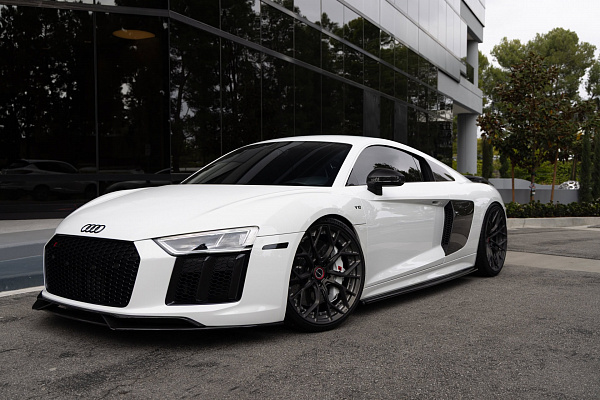 Фото дисков Brixton Forged PF10 Черный сатин на Audi R8 (4S)