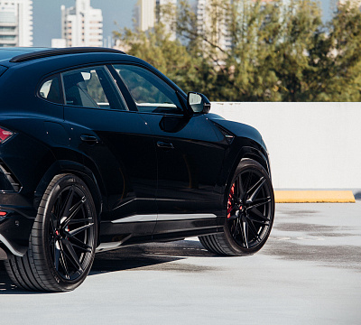 Фото дисков Vossen EVO-5 на Lamborghini Urus