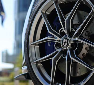 Фото дисков HRE FF21 на Volkswagen Golf VIII