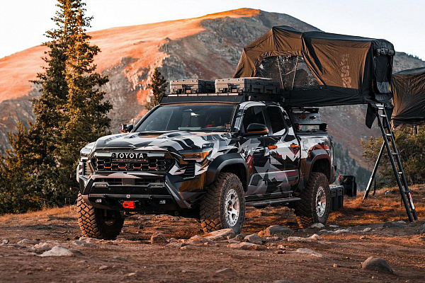 Фото дисков Black Rhino BAHARI Глянцевый лак на  Toyota Tacoma IV