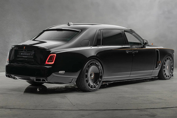 Фото дисков Mansory FD.15 Черный глянец на Rolls-Royce Phantom