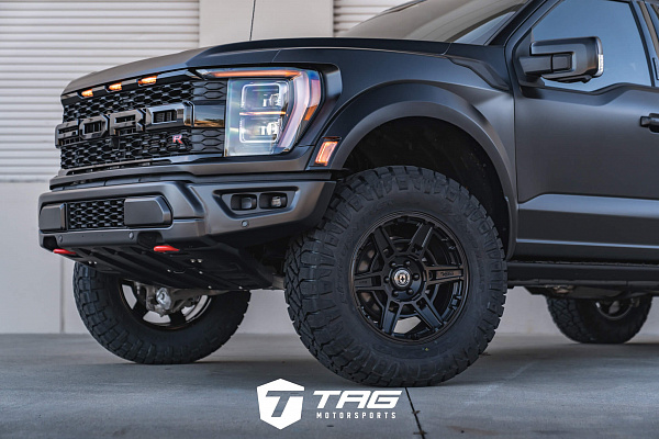 Фото дисков HRE FT1 Черный сатин на Ford F-150 XIV