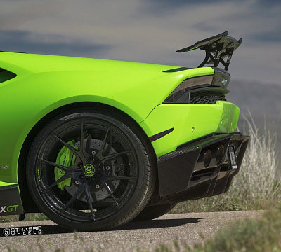 Фото дисков Strasse Wheels SM5R Deep Concave Monoblock на Lamborghini Huracan