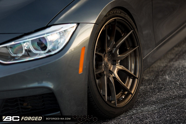Фото дисков BC Forged HCA162 Глянцевая бронза на BMW 3/M3 (F3x/F80)