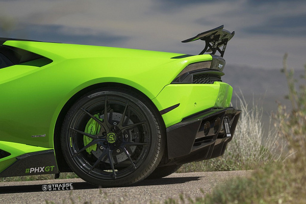 Фото дисков Strasse Wheels SM5R Deep Concave Monoblock Другой цвет на Lamborghini Huracan