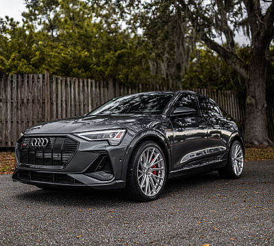 Фото дисков Vossen HF-4T на Audi E-tron