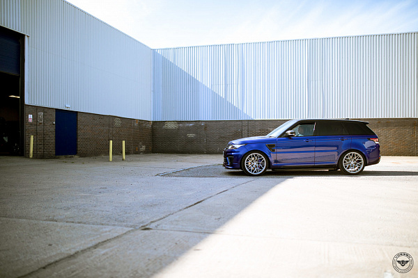 Фото дисков Vossen UV-1 Серебро на Land Rover Range Rover Sport II