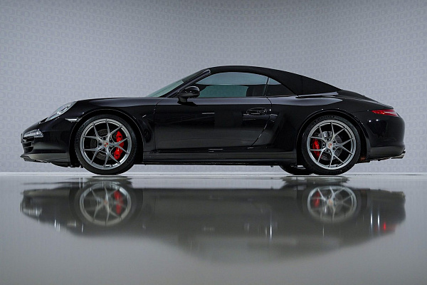 Фото дисков Bola FP2 Сатиновый графит на Porsche 911 VII