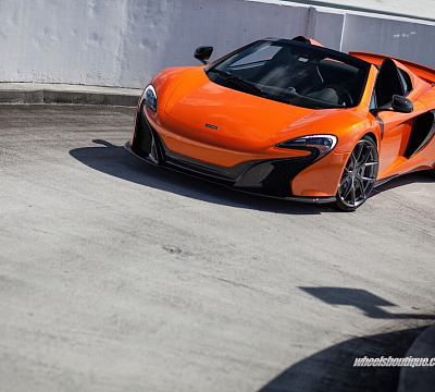 Фото дисков HRE P101 на McLaren 650S