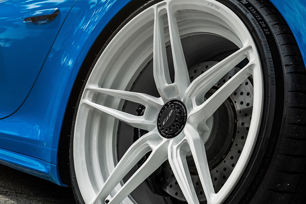Фото дисков Anrky AN27 Белый глянец на Porsche 911 VIII