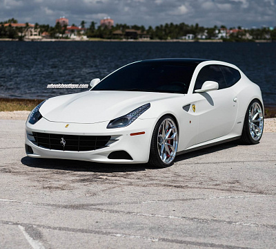 Фото дисков HRE P201 на Ferrari FF