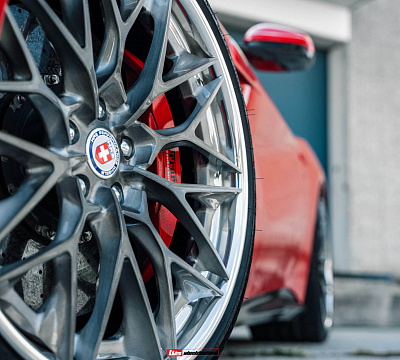 Фото дисков HRE S200H на Ferrari F12