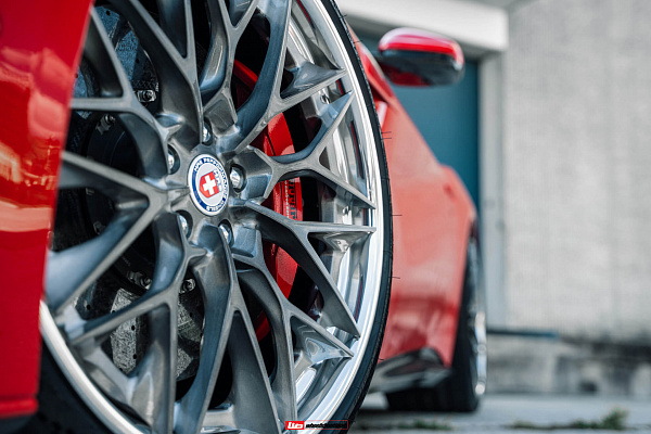 Фото дисков HRE S200H Глянцевый темный лак на Ferrari F12