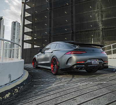 Фото дисков Strasse Wheels SV10M-RS Deep Concave FS на Mercedes-Benz AMG GT I