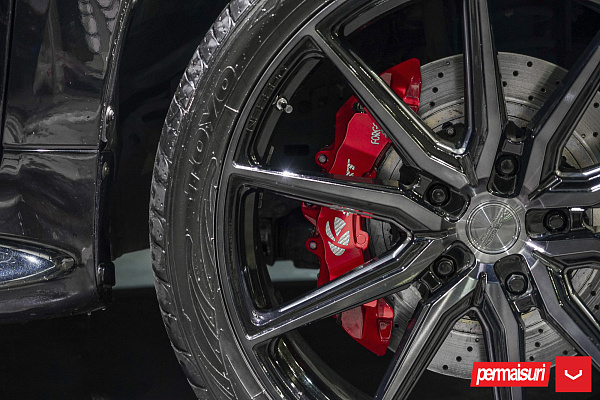 Фото дисков Vossen HF-3 Алмазная проточка на Toyota Land Cruiser 200