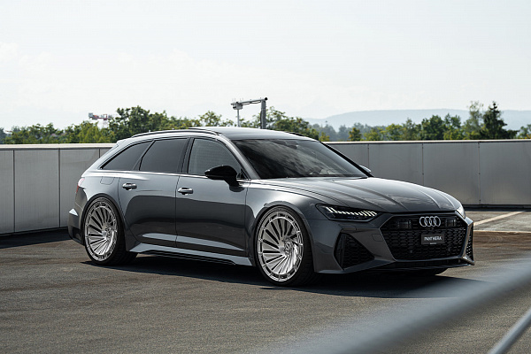 Фото дисков Radi8 R807 Полированный лак на Audi A/RS 6 (C8)