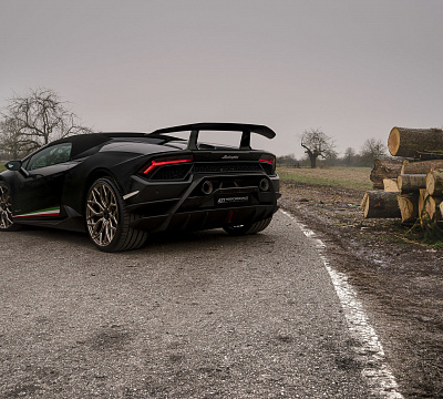 Фото дисков Vossen S17-01 на Lamborghini Huracan