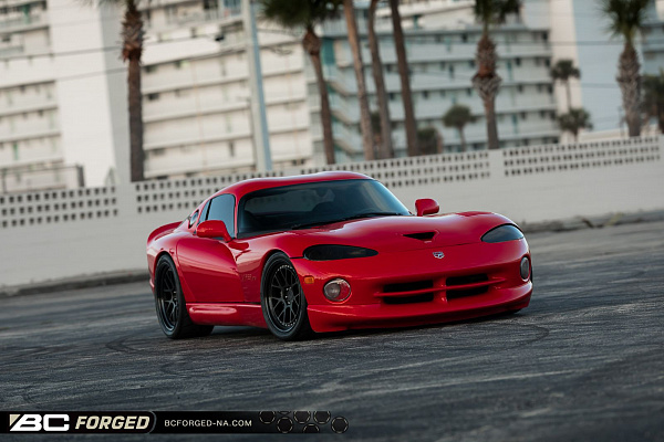 Фото дисков BC Forged LE72 // MLE72 Черный матовый на Dodge Viper