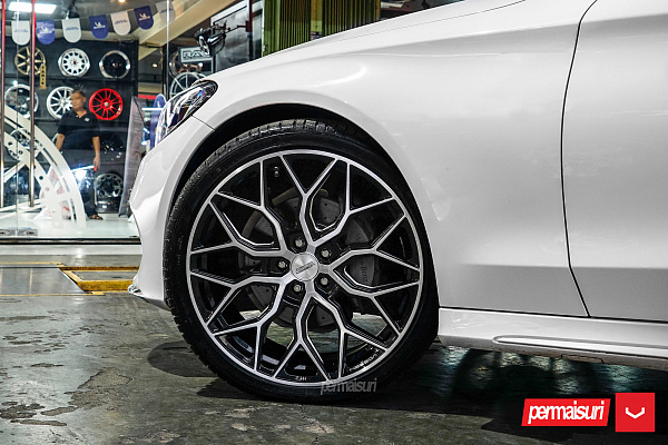 Фото дисков Vossen HF-2 Алмазная проточка на Mercedes-Benz C-Class (W205)