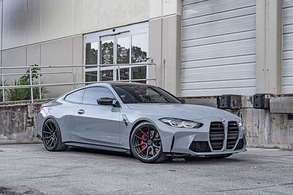 Фото дисков Strasse Wheels SV5 Deep Concave Duoblock Черный сатин на BMW 4/M4 (G22/G82)