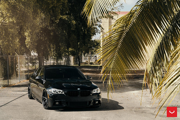 Фото дисков Vossen HF-1 Черный сатин на BMW 5/M5 (F10)