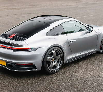 Фото дисков Kahn Cup 1 Remastered на Porsche 911 VIII