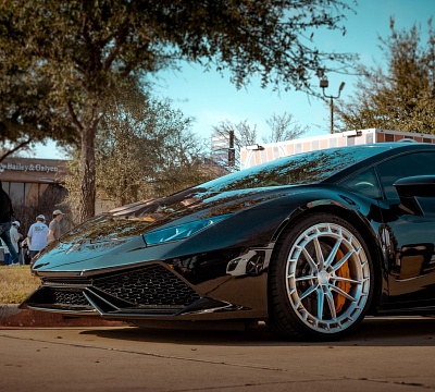 Фото дисков Bola FP3 на Lamborghini Huracan