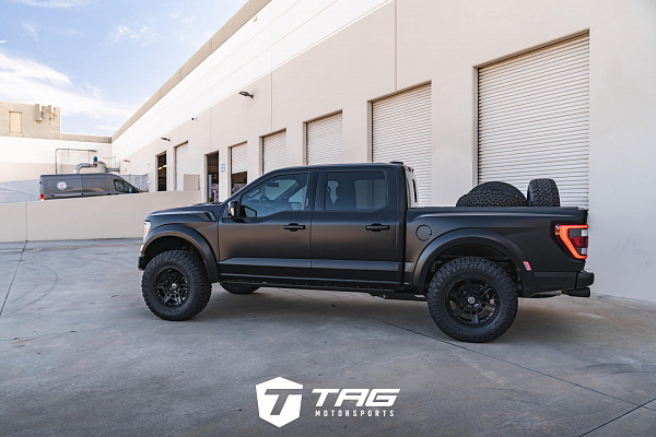 Фото дисков HRE FT1 Черный сатин на Ford F-150 XIV