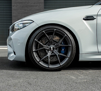 Фото дисков Bola FLY на BMW 2/M2 (F22/F87)