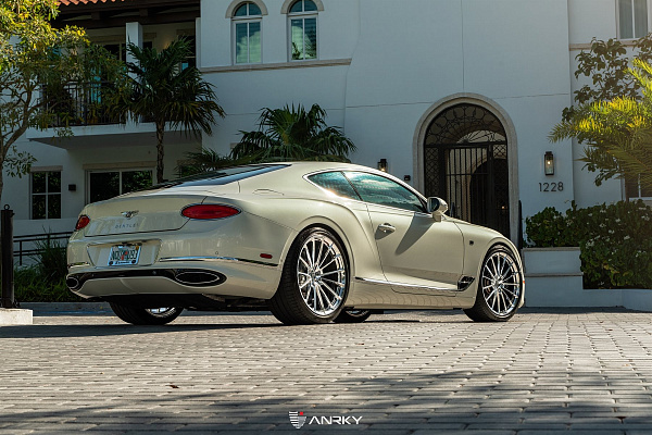 Фото дисков Anrky AN19 Полированный лак на Bentley Continental GT III