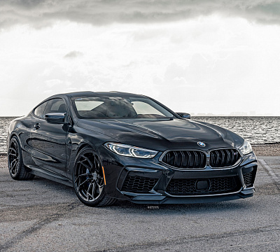Фото дисков Strasse Wheels SB1 Deep Concave Duoblock на BMW 8/M8