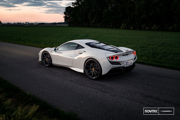 Фото дисков NOVITEC NF8 Черный глянец на Ferrari F8