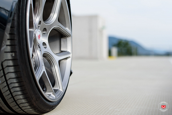 Фото дисков Vossen CG-205 Глянцевый лак на Audi A/RS 6 (C7)