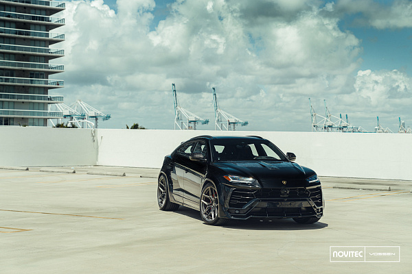 Фото дисков Vossen EVO-4R Глянцевый темный лак на Lamborghini Urus
