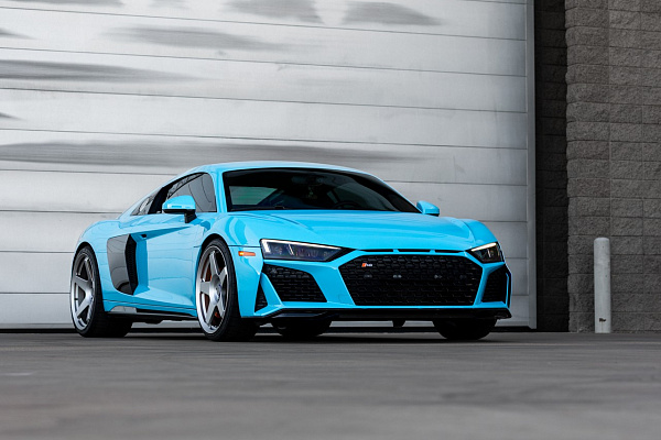 Фото дисков Brixton Forged TR04 Серебро на Audi R8 (4S)