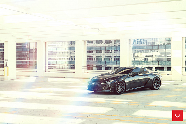 Фото дисков Vossen HF-4T Глянцевый графит на Lexus LC 500
